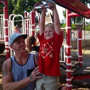 Meet your Posher, Travis